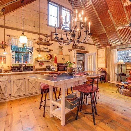 Pet-Friendly Wimberley Cabin With Fire Pit And Hot Tub المظهر الخارجي الصورة