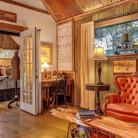 Pet-Friendly Wimberley Cabin With Fire Pit And Hot Tub المظهر الخارجي الصورة