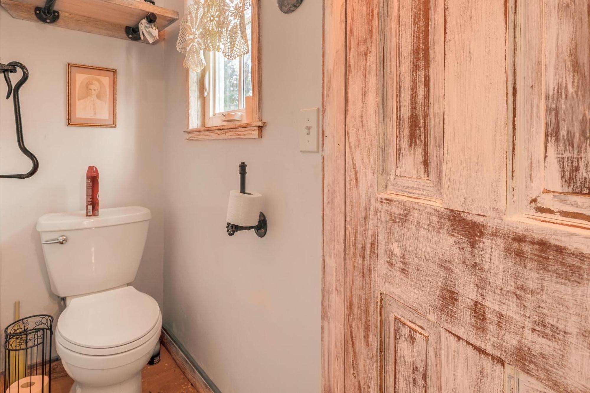 Pet-Friendly Wimberley Cabin With Fire Pit And Hot Tub المظهر الخارجي الصورة